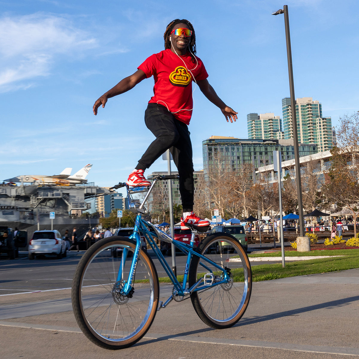 Team Riders – SE BIKES