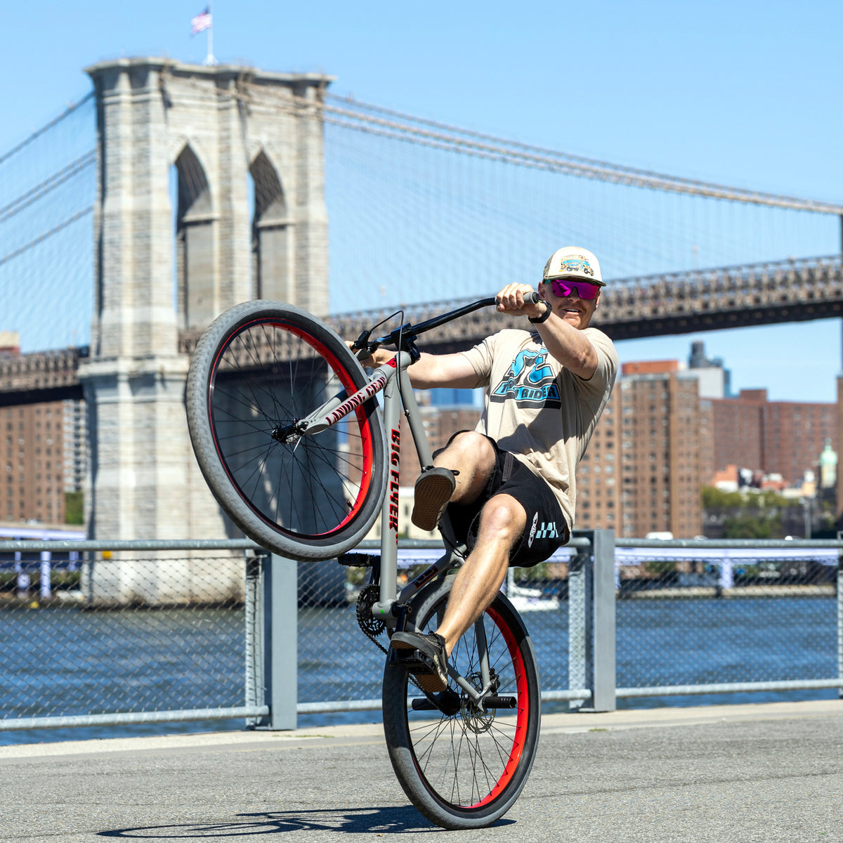Team Riders – SE BIKES