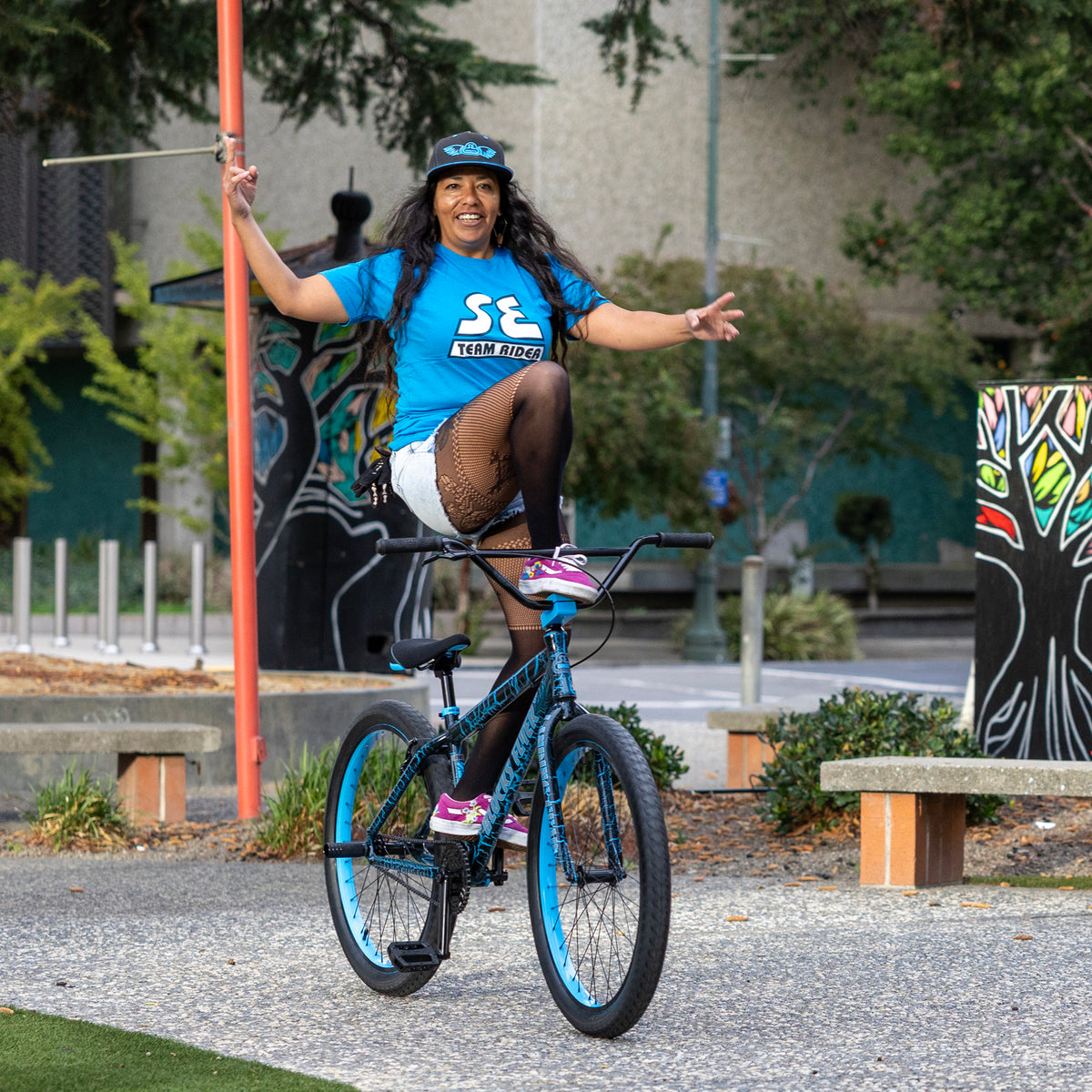 Team Riders – SE BIKES